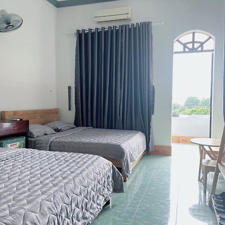 Hotel Minh Vy Лонгхай Экстерьер фото