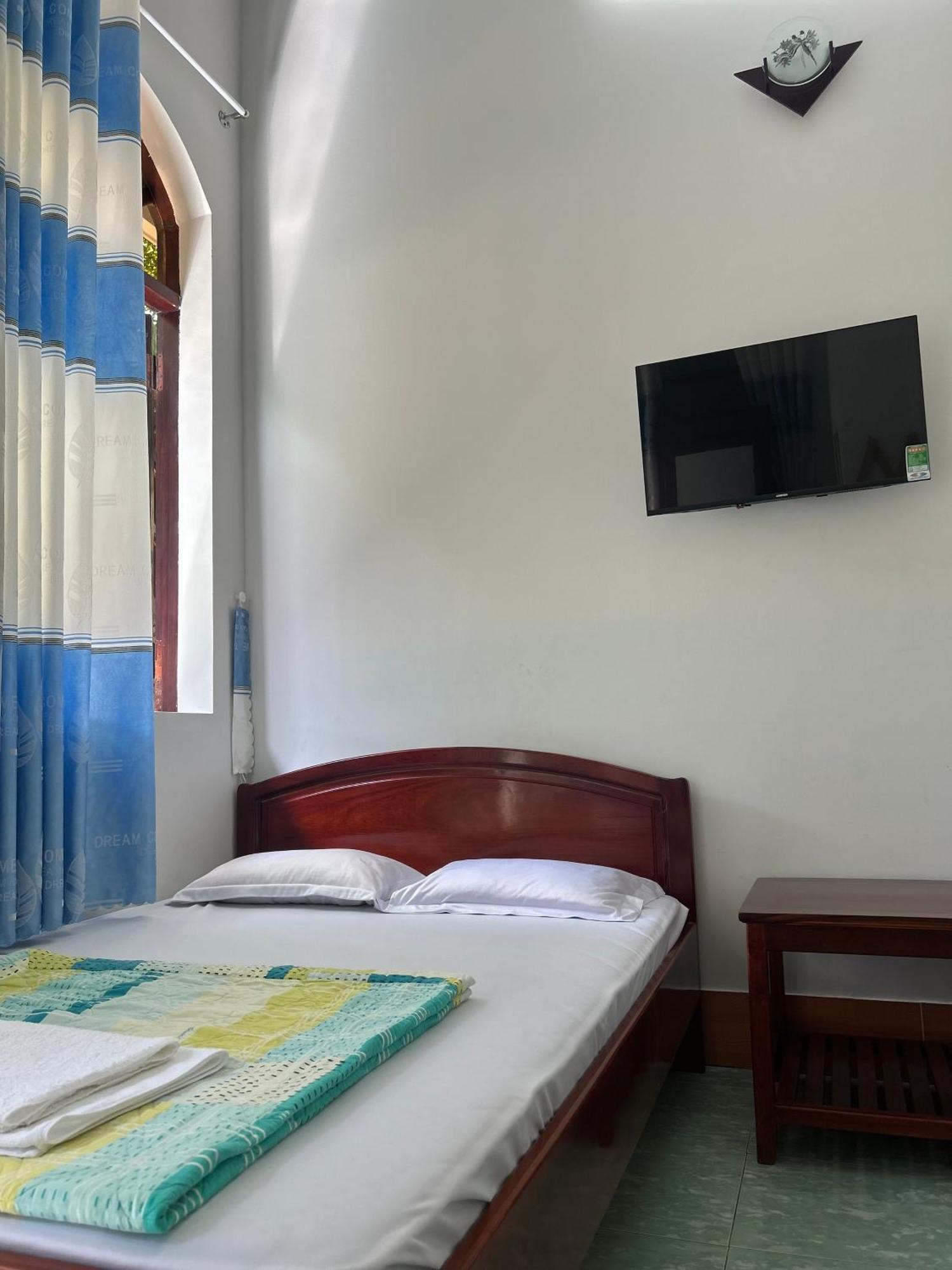 Hotel Minh Vy Лонгхай Экстерьер фото