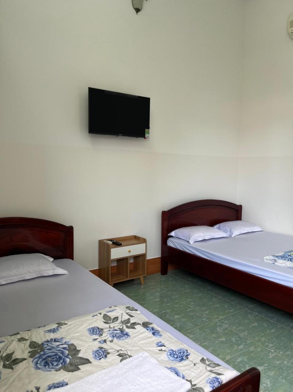 Hotel Minh Vy Лонгхай Экстерьер фото